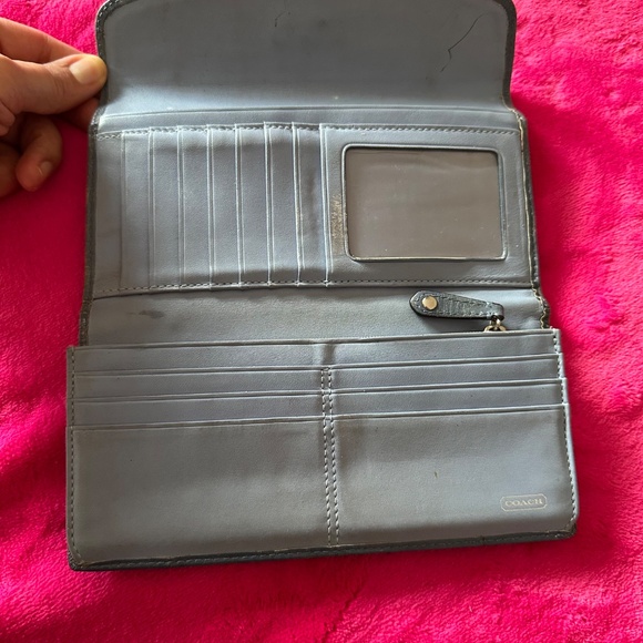 Coach Vintage Wallet - Picture 2 of 5